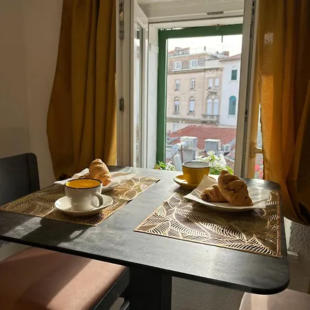 Vale Apartment *